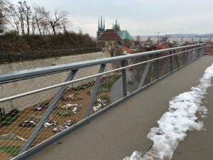 Zurück in Erfurt, nur noch traurige Schneereste