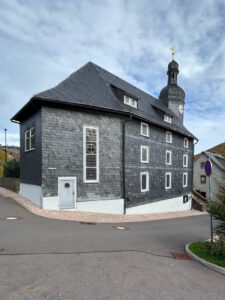 Evangelische Kirche "Zum Kripplein Jesu" in Manebach